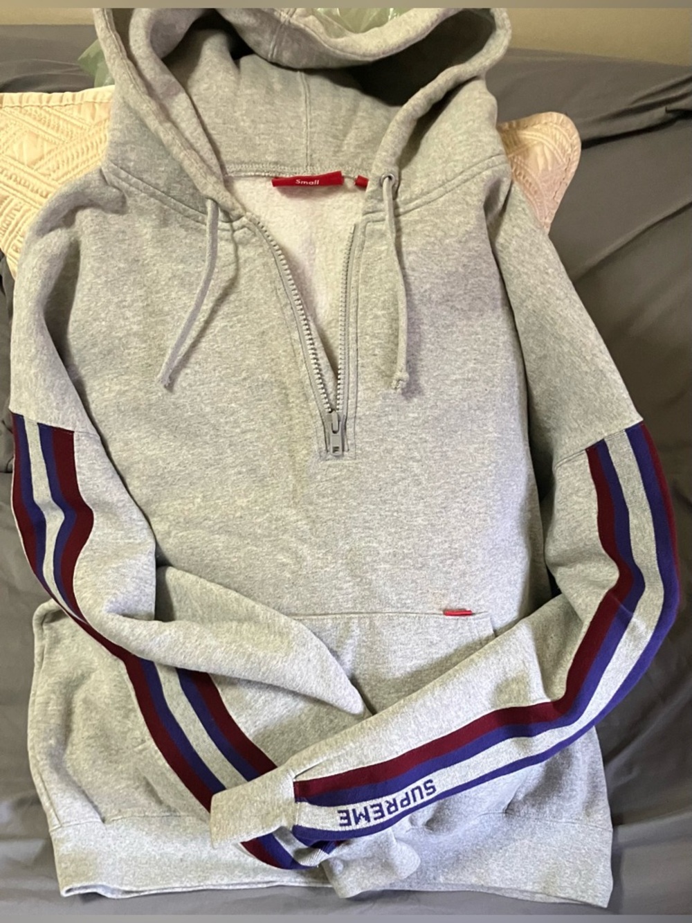 Supreme Hoodie